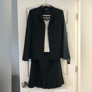 Kasper three piece dress suit